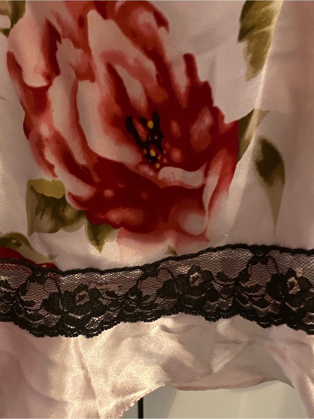 Valerie Stevens floral red roses pink Satin lace trim Coquette lingerie nightie - Picture 5 of 9